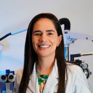 Dra. Fernanda Santana, oftalmologista em Arapiraca